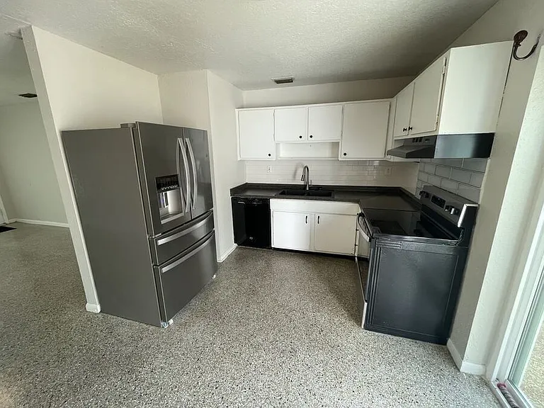 7008 Aspen Ave — Photo 6