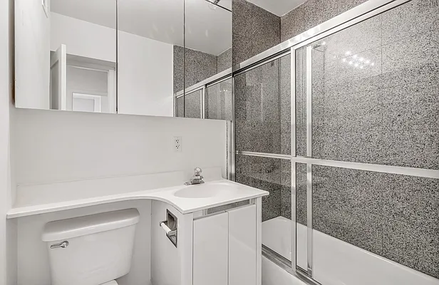 Rented by Mossanen Group | media 22