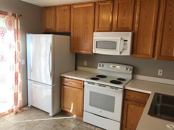 2nd image of 728 Mariner Way #1