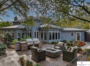 8110 Hickory St, Omaha, NE 68124