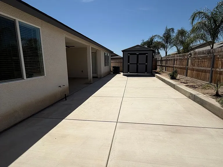 2026 Sherbrook Ave — Photo 12