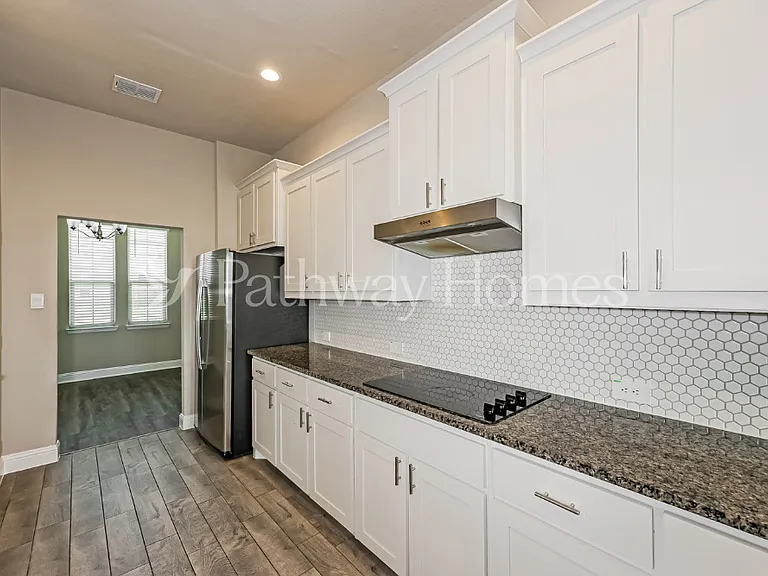 838 Poppie Ln — Photo 6