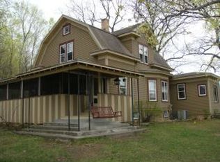 410 Grove St, Manawa, WI 54949