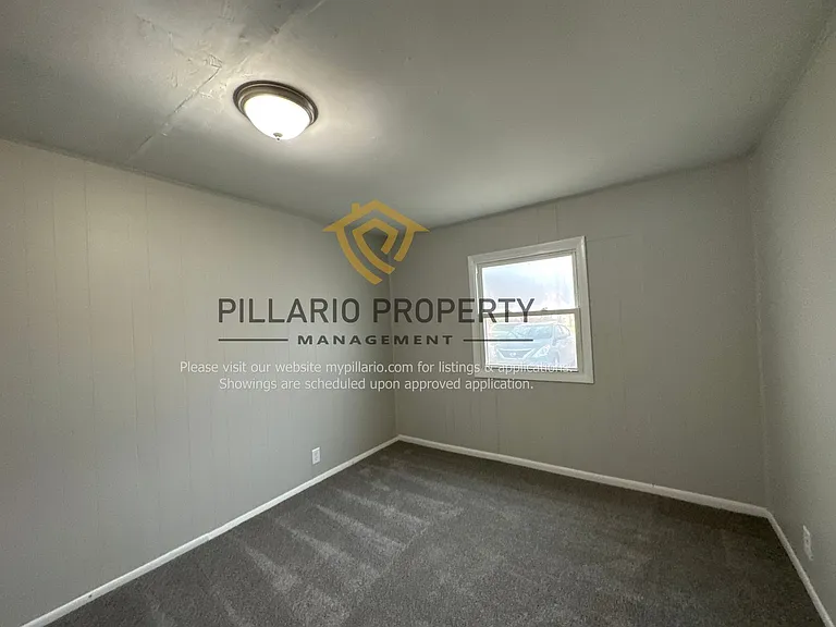 8523 E 42nd St — Photo 10