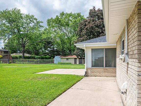5th image of 12442 S McVickers Ave