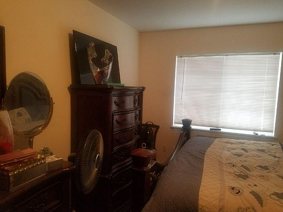 3rd image of 4056 Edson Ave #1