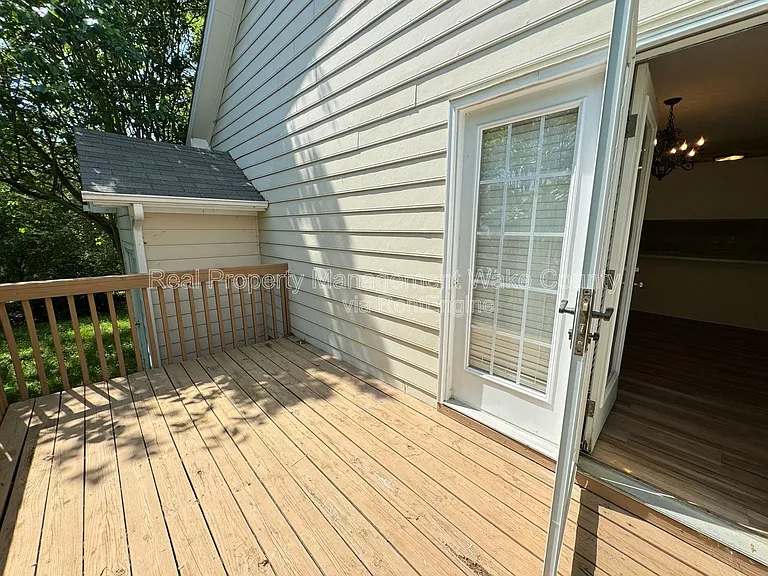 4328 Bartholomew Cir — Photo 29