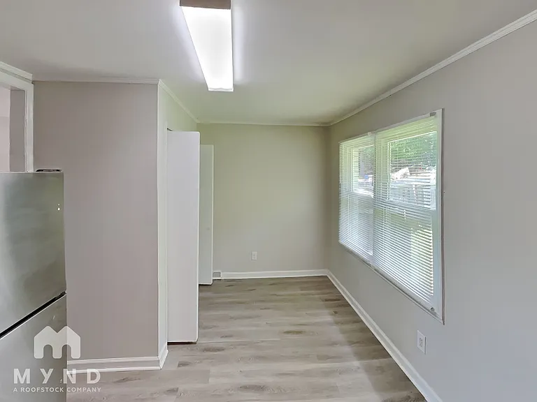 730 Dunbrook Ln — Photo 7