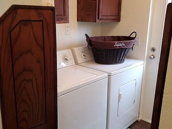 Laundry Room/Back Entrance