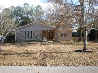2045 Little John Dr, Oxford, AL 36203