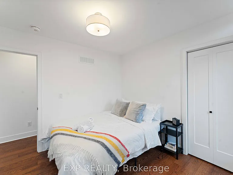9 Anderson St — Photo 24