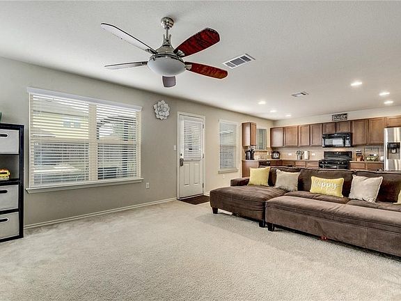 4th image of 15104 Walcott Dr
