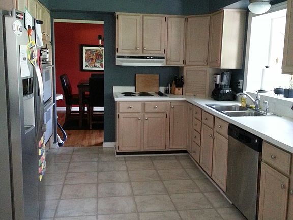 2nd image of 29922 Fernhill Dr
