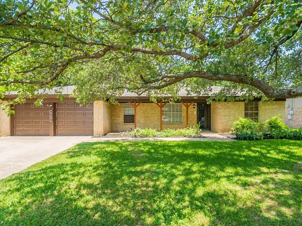 4624 Lariat Trl, Fort Worth, TX 76180