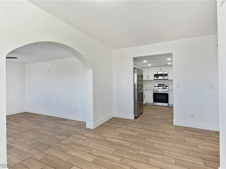 89 E Texas Ave #A — Photo 5