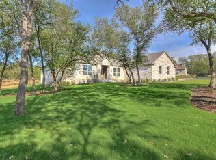 105 Graystone Ln, Georgetown, TX 78633