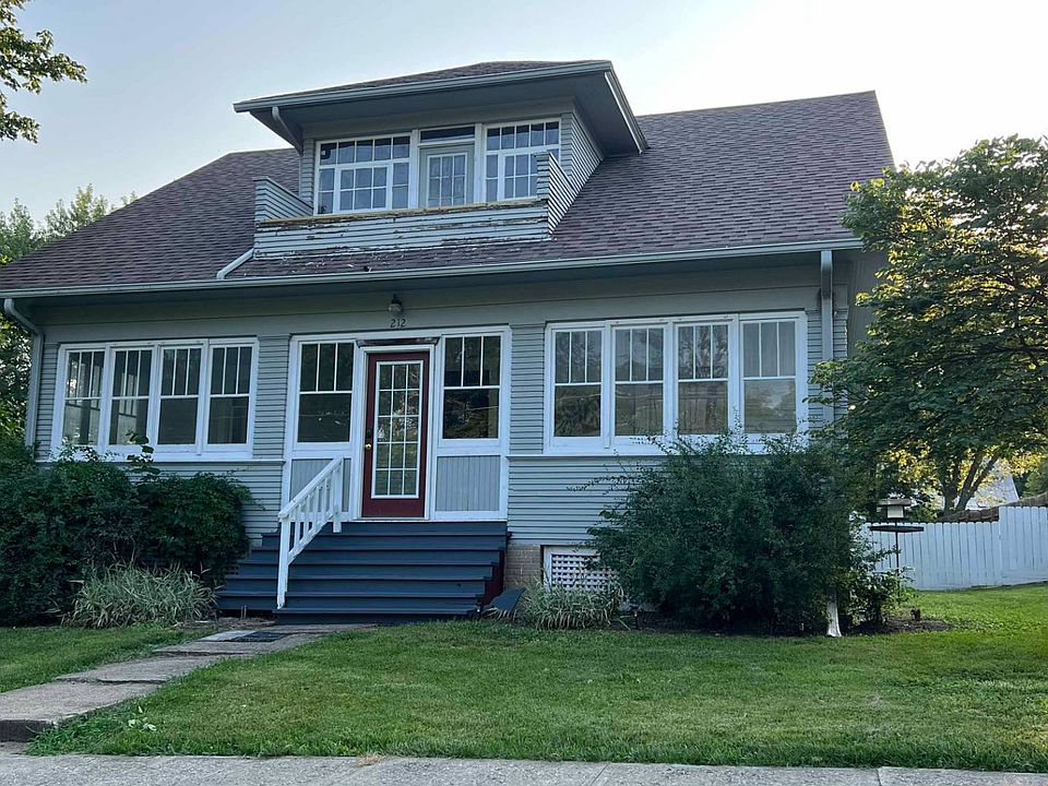 212 S State St, Lamoni, IA 50140 MLS 11193901 Zillow