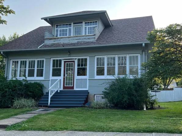 212 S State St, Lamoni, IA 50140