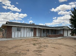 13776 Kiowa Rd, Apple Valley, CA 92307
