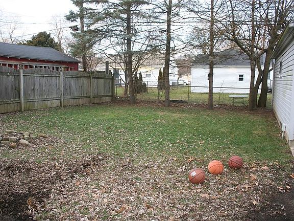 2nd image of 1412 Roosevelt Dr