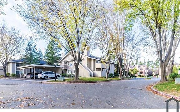 2nd image of 5539 Sean Cir