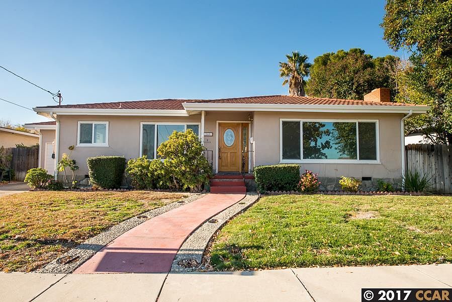 1st image of 268 Sierra Dr