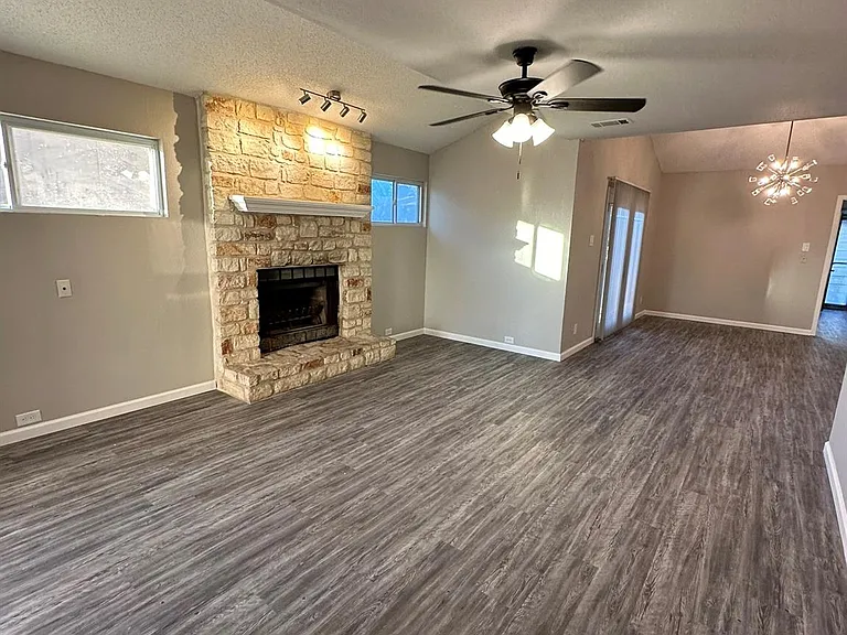 295 Mooring Cir #A — Photo 9