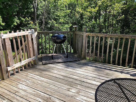 3rd image of 257 Pinecrest Dr
