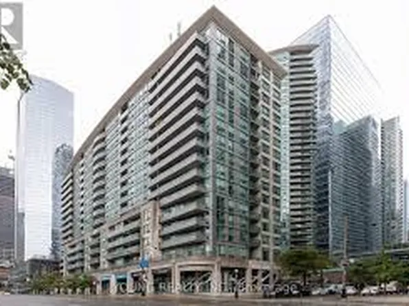 51 Lower Simcoe St, Toronto, ON