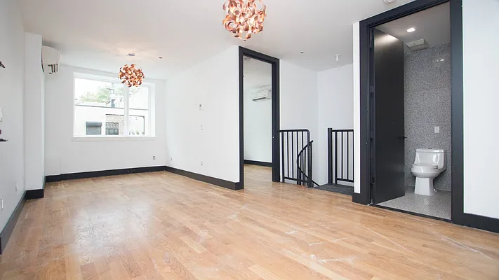 Rented by Nooklyn NYC LLC | media 37