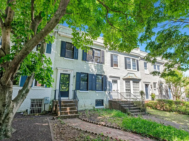 1720 34th St NW — Photo 3