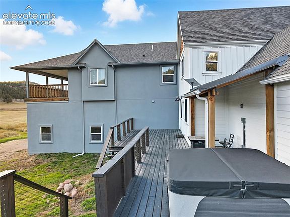 5th image of 1636 Lakemoor Dr