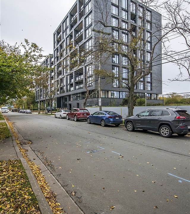 1st image of 1048 Wellington St #516