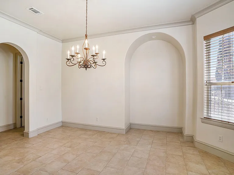 7713 Lakeview Cir — Photo 11