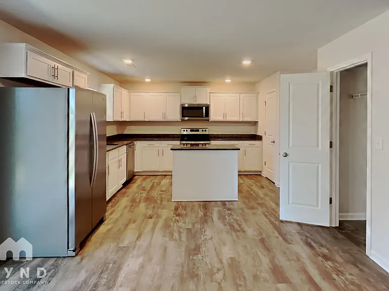 6030 Elena Lynn Ct — Photo 4