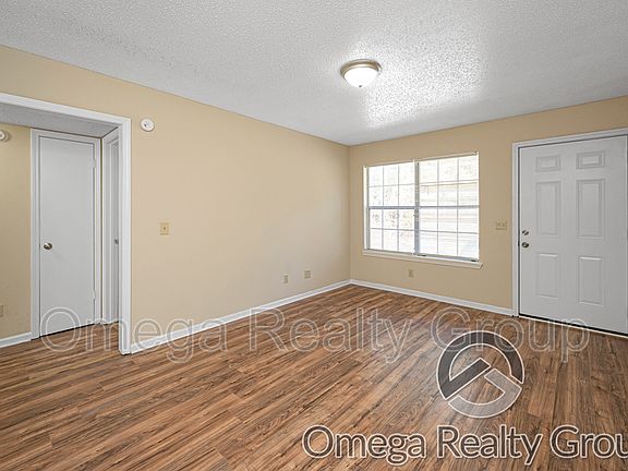 5th image of 3600 24th St APT 202