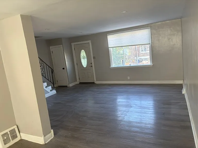 4333 Marple St — Photo 3