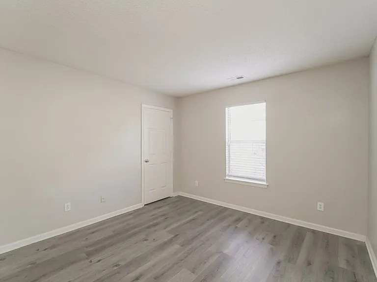9236 Kimmel Ln — Photo 16