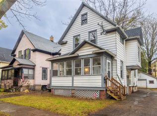 382 Sawyer St, Rochester, NY 14619