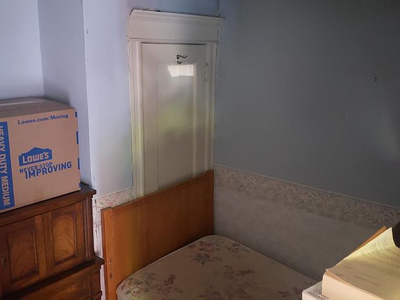 4th image of 4233 Station St #1