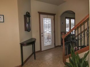 904 Kaywood Dr, Racine, WI 53402