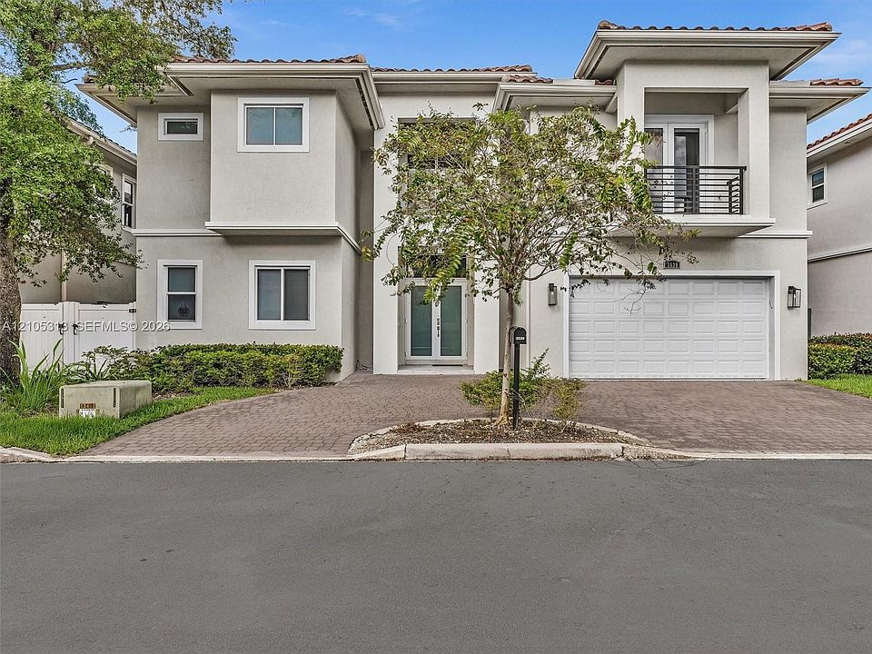 1st image of 3539 Forest View Cir