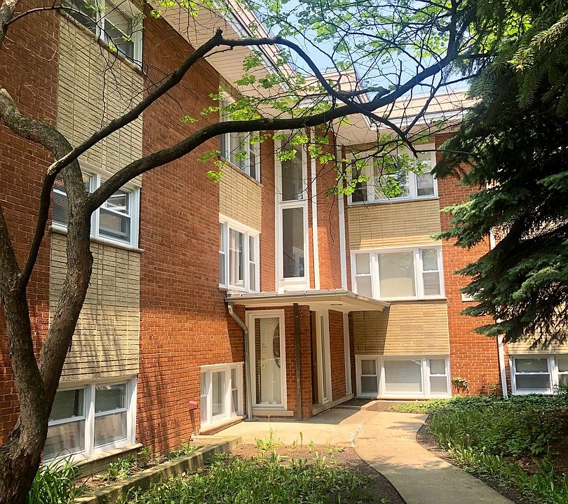 1st image of 3352 W Hutchinson St #2F