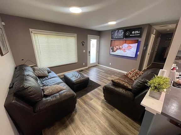5th image of 2298 Westfield Dr