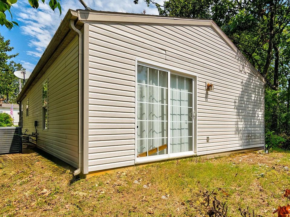 2nd image of 4064 Westgate Road