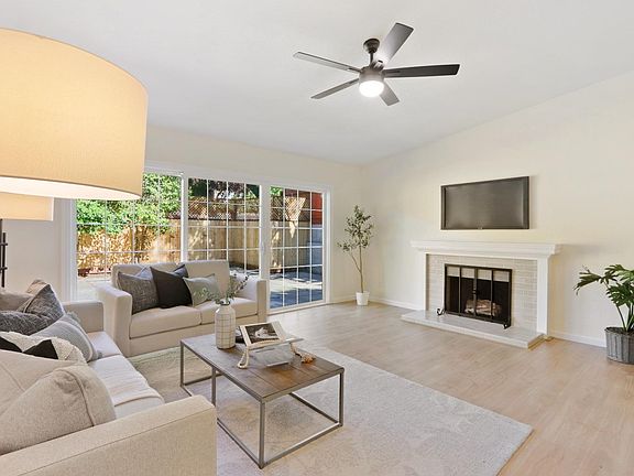 4th image of 132 Rancho Circle