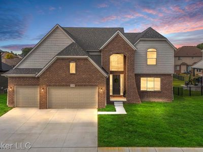 24599 Brookshire Dr, Macomb, MI, 48042