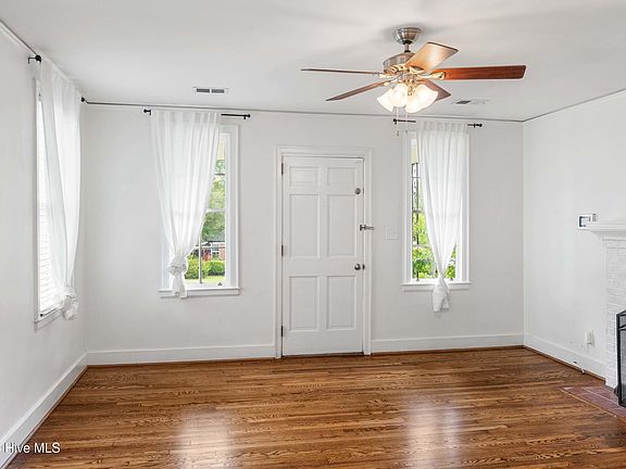 5th image of 1747 King Woods Drive