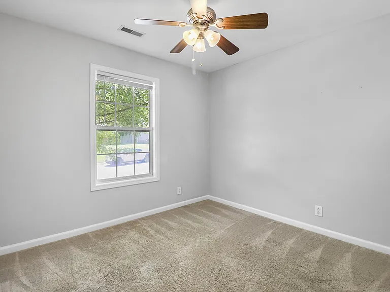 1644 Cedar Springs Cir — Photo 18