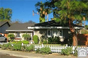 2nd image of 23782 Avenida Facilitar